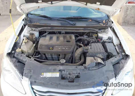 2011 Chrysler 200 Touring from USA, damaged, VIN 1C3BC1FB2BN623578